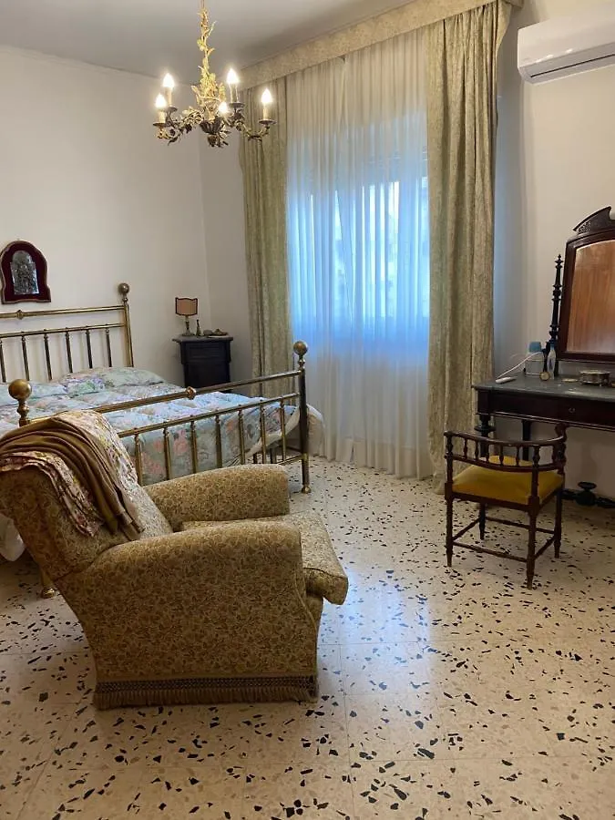 Holiday & House - Imparato Vacanze Prestige Palermo Stadio Via Dei Nebrodi Italy